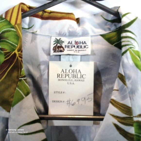 Aloha Republic Honolulu, Hawaii Waikki Beach North Shore Surfboard Shirt Lg. NWT - Picture 3 of 4